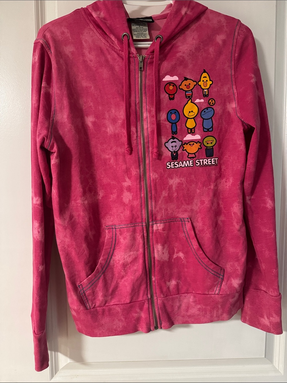 2010 Sesame Street Hot Pink Tie-Dye Zip Hoodie with Character Graphic